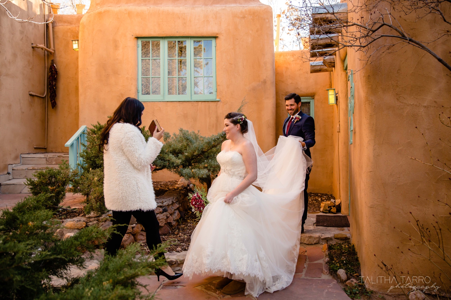 Santa Fe Outdoor Winter Wedding