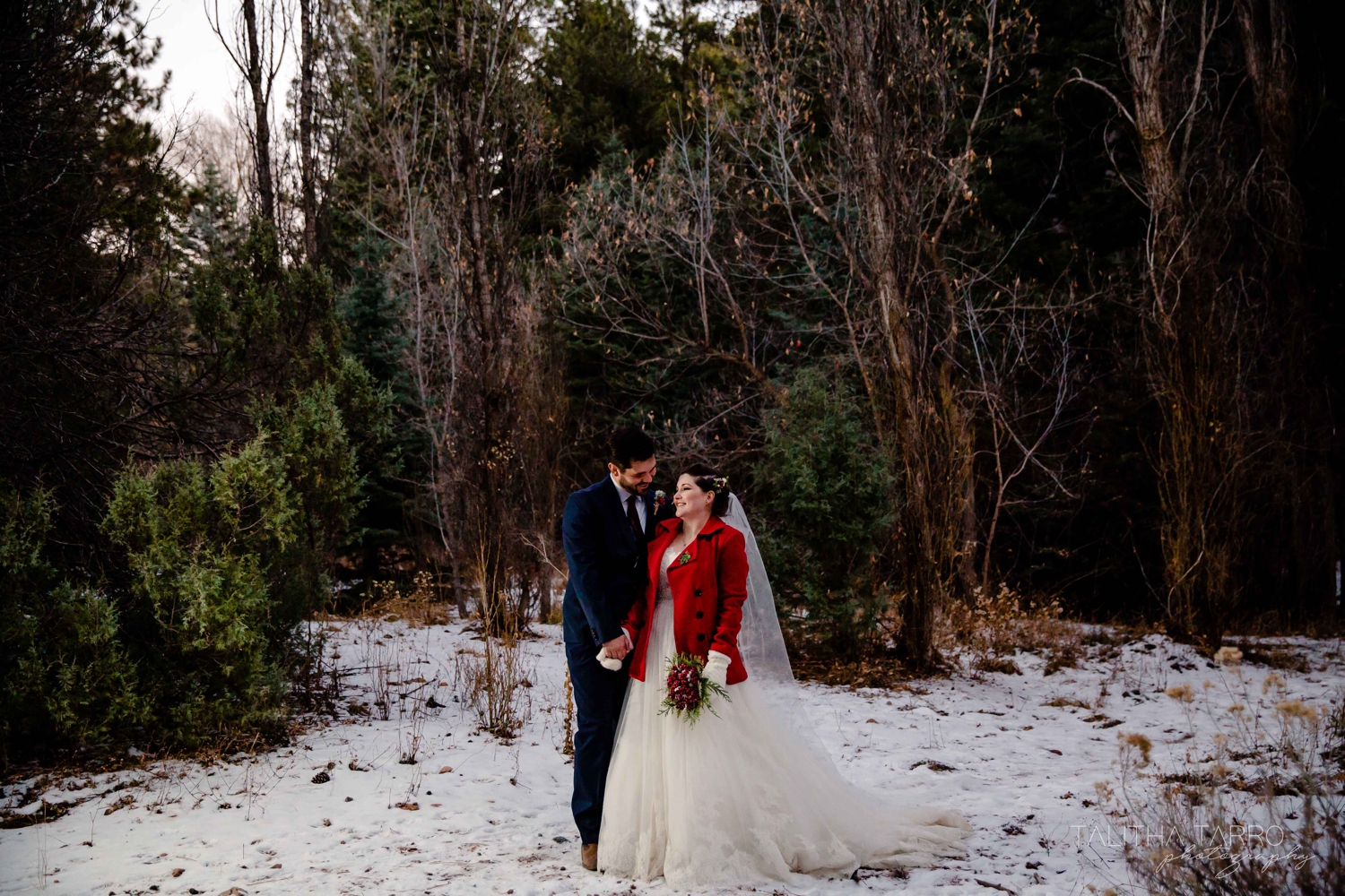 Santa Fe Outdoor Winter Wedding