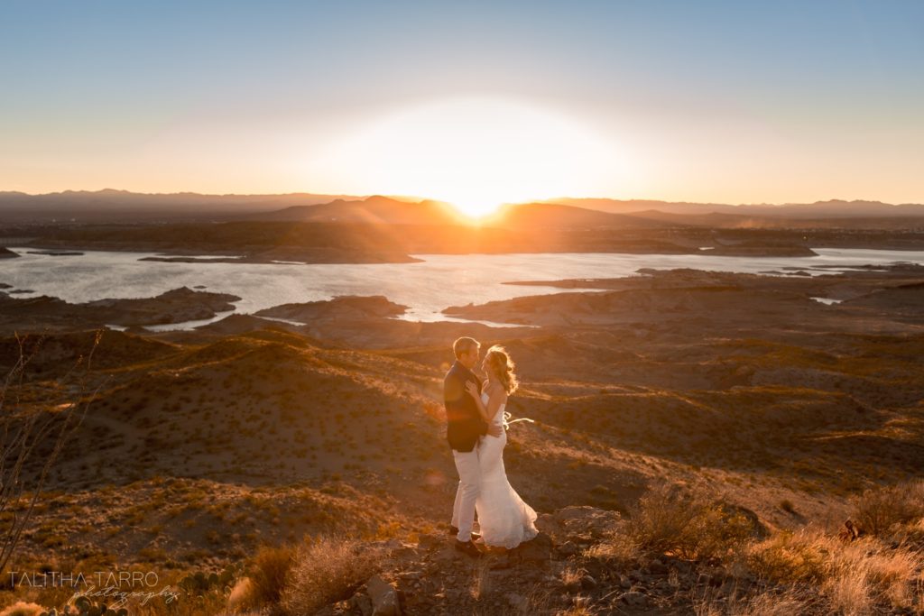 wedding couple overlooking elephant butte lake